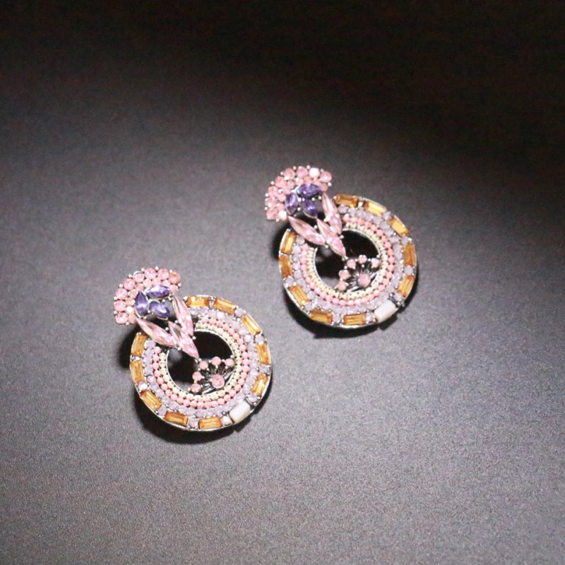 Palace Retro Temperament Ladies Diamond Earrings Wild Big-Jewearrings