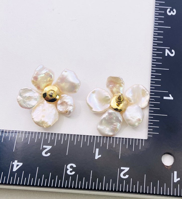 Pearl Flower Earrings Baroque-Jewearrings