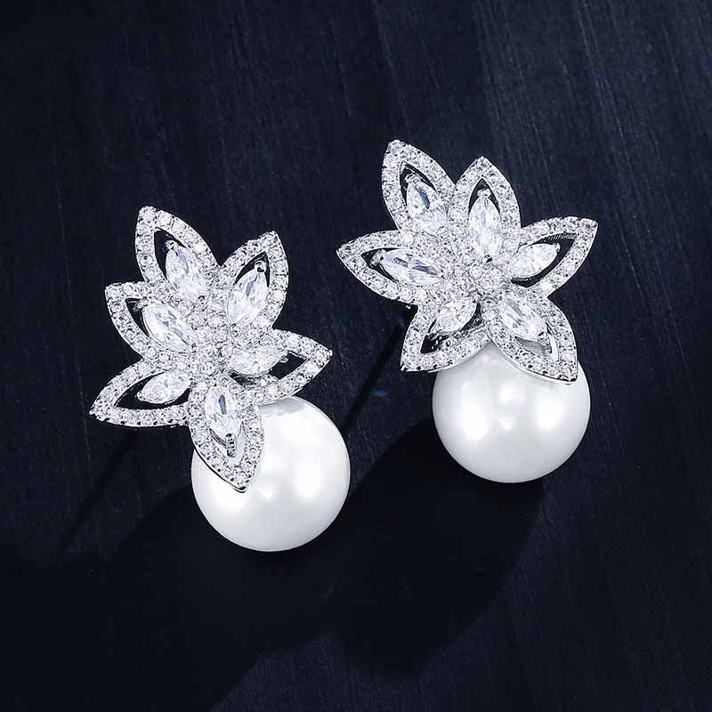 Pearl Flower Earrings Creative Flower Inlaid-Jewearrings