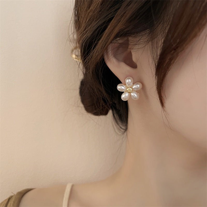 Pearl Flower Earrings Fashion Studs-Jewearrings