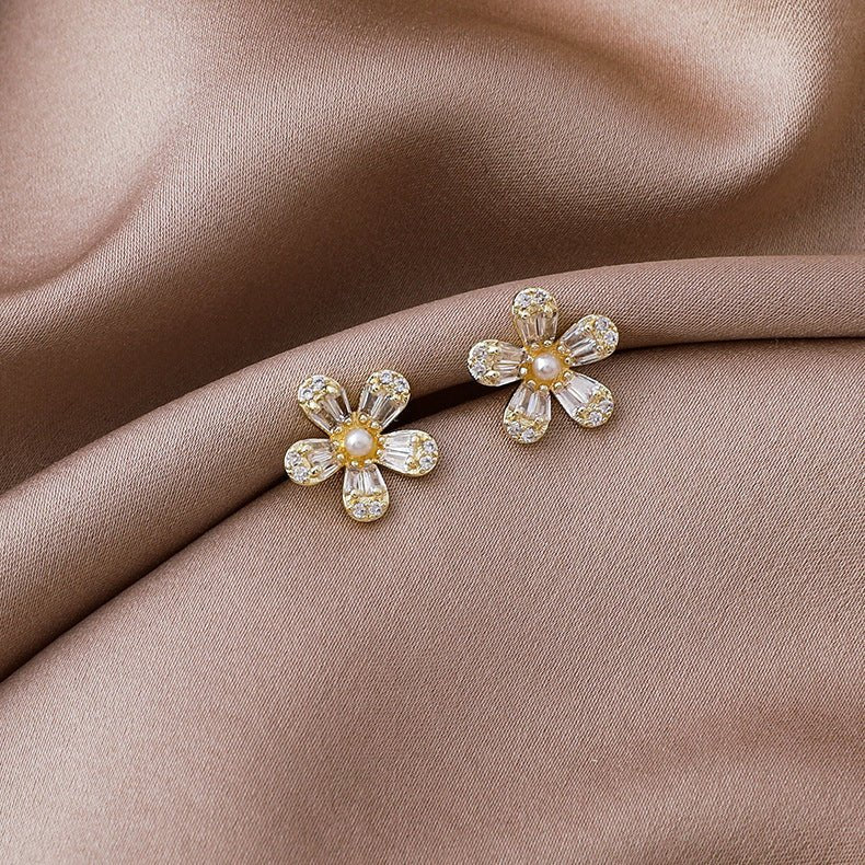 Pearl Flower Earrings Five Petal Flower Stud-Jewearrings