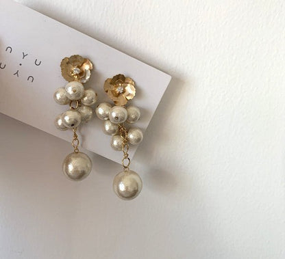 Pearl Flower Earrings Frosted Bridal Studs-Jewearrings