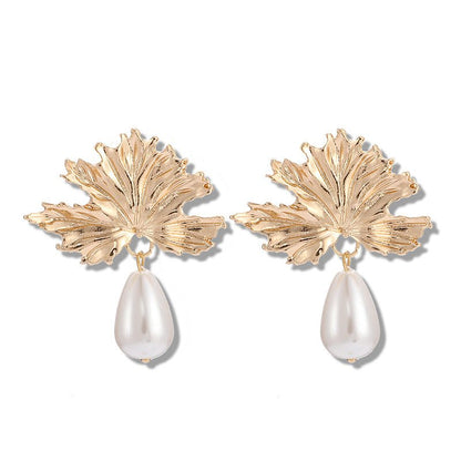 Pearl Flower Earrings - Leaf pearl golden-Jewearrings