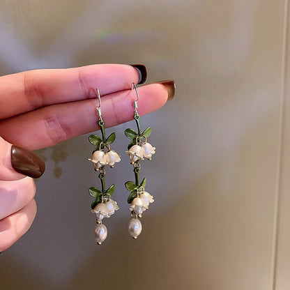 Pearl Flower Earrings Lily-Jewearrings