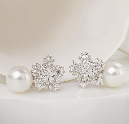 Pearl Flower Earrings Luxury-Jewearrings