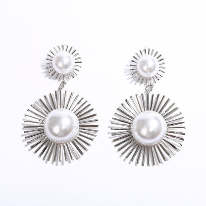 Pearl Flower Earrings - Pearl Metal Cutout-Jewearrings