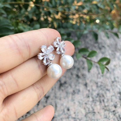 Pearl Flower Earrings - Small Fragrant-Jewearrings