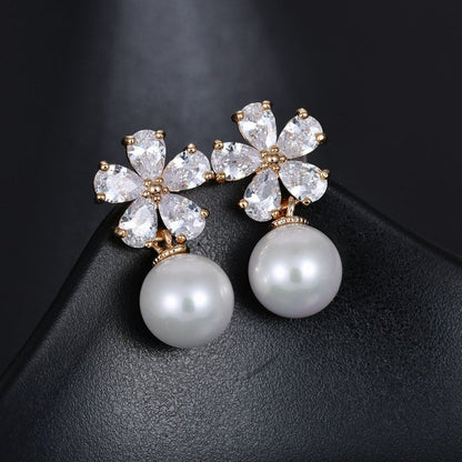 Pearl Flower Earrings - Small Fragrant-Jewearrings