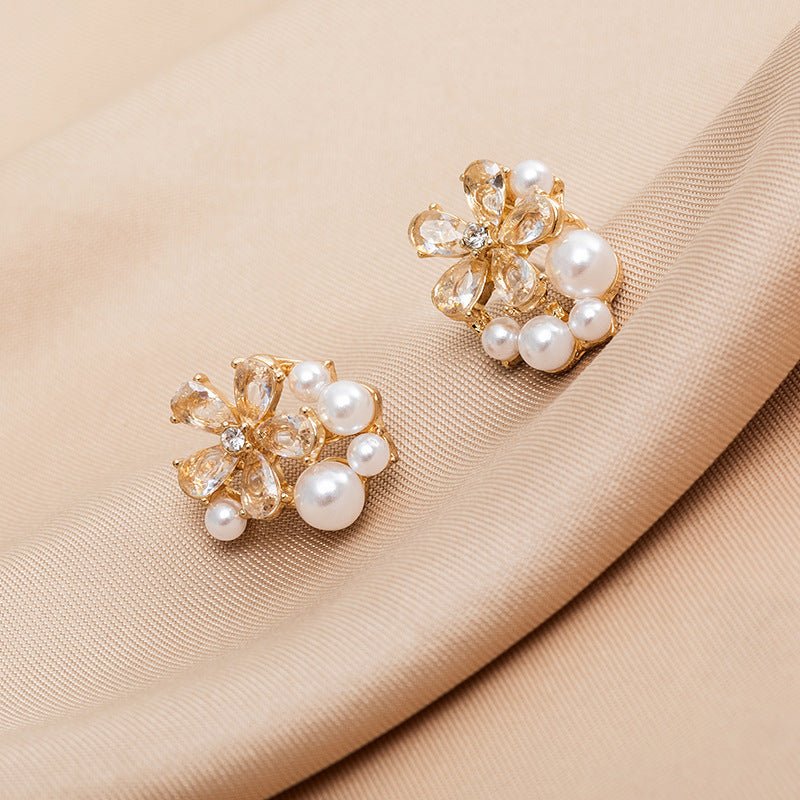 Pearl Flower Earrings - Small & Simple-Jewearrings