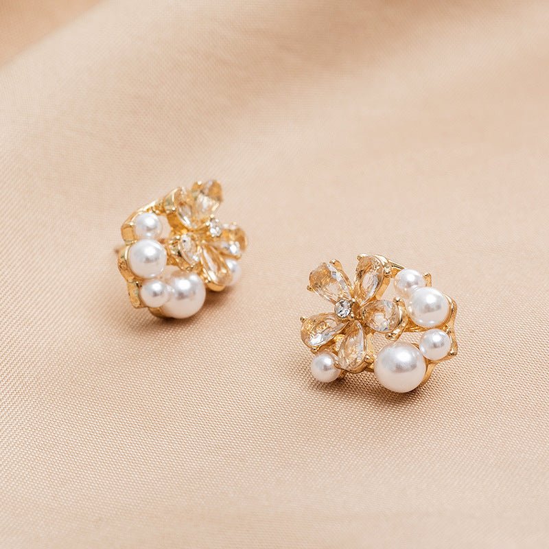 Pearl Flower Earrings - Small & Simple-Jewearrings