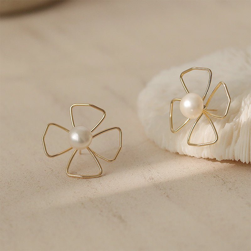 Pearl Flower Earrings Sterling Silver Needle-Jewearrings