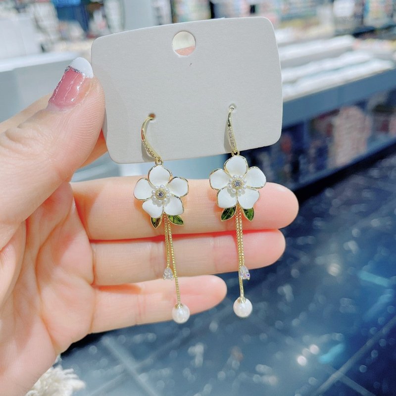 Pearl Flower Earrings White Tassel Studs-Jewearrings