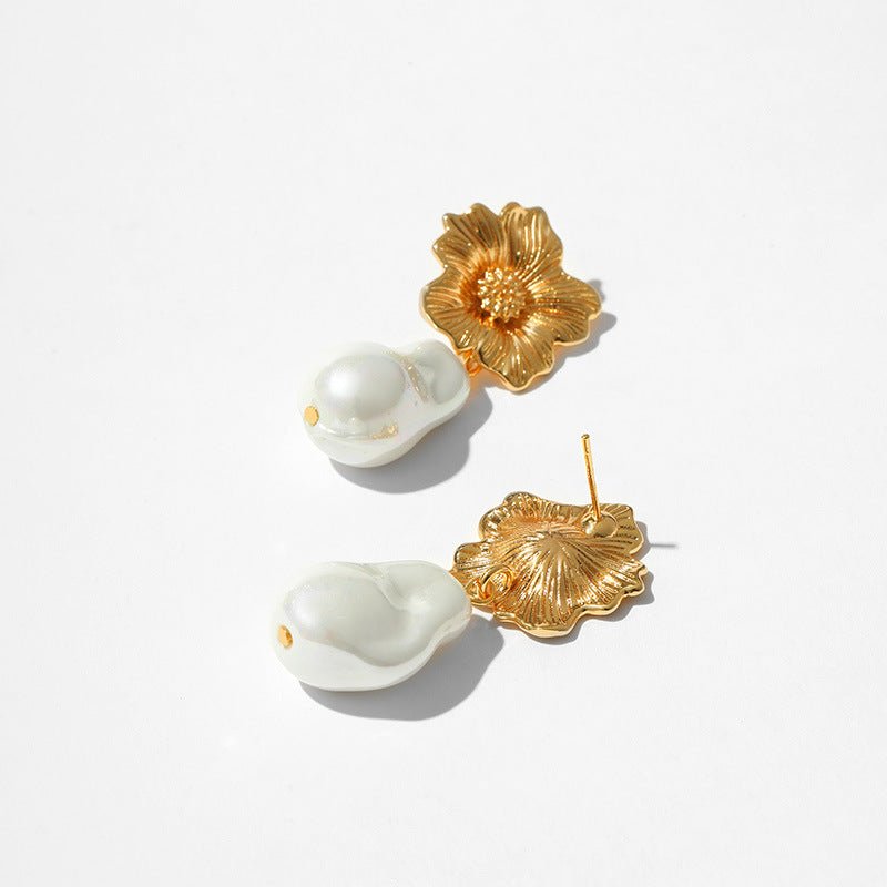 Pearl Flower Earrings Women's Baroque Pattern-Jewearrings