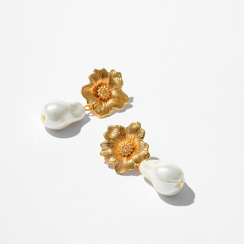 Pearl Flower Earrings Women's Baroque Pattern-Jewearrings