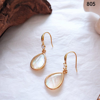 Real Gold Natural Shell Black Color Shell Water Drop Shape Earrings-Jewearrings