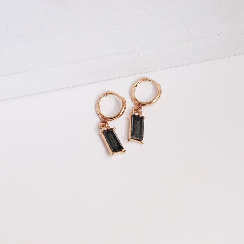 Rectangle Earrings: Geometric Diamond Elegance-Jewearrings