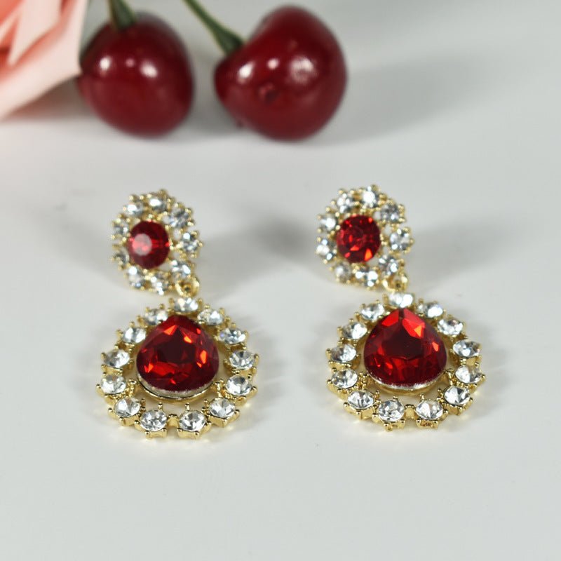 Retro Debutante Style Dignified Rhinestone Pearl Diamond Stud Earrings-Jewearrings