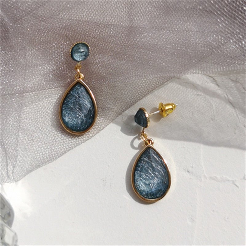 Retro Girl Resin Sea Blue Drop Earrings-Jewearrings