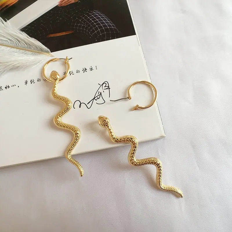 Retro Snake-Shaped Earrings - Exaggerated Design-Jewearrings