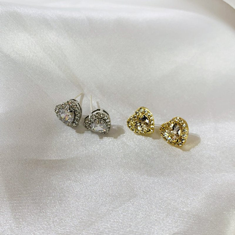 S925 Silver Needle Micro Inlaid Zirconium Diamond Heart-shaped Stud Earrings-Jewearrings