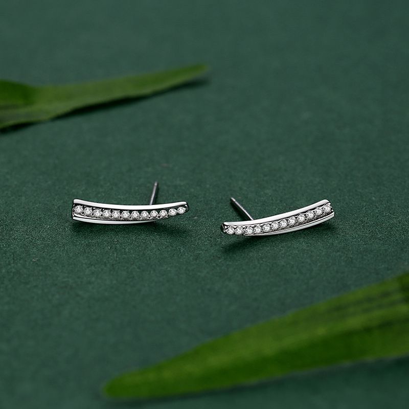 S925 Silver Simple Curved Diamond Stud Earrings-Jewearrings