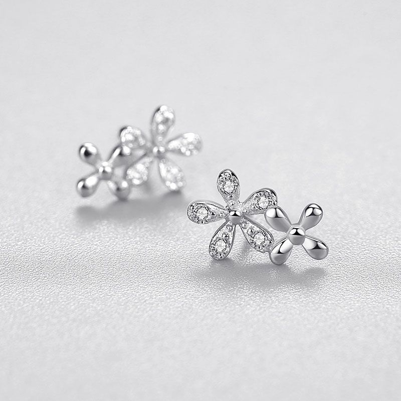 S925 Sterling Silver Diamond Small Daisy Stud Earrings-Jewearrings