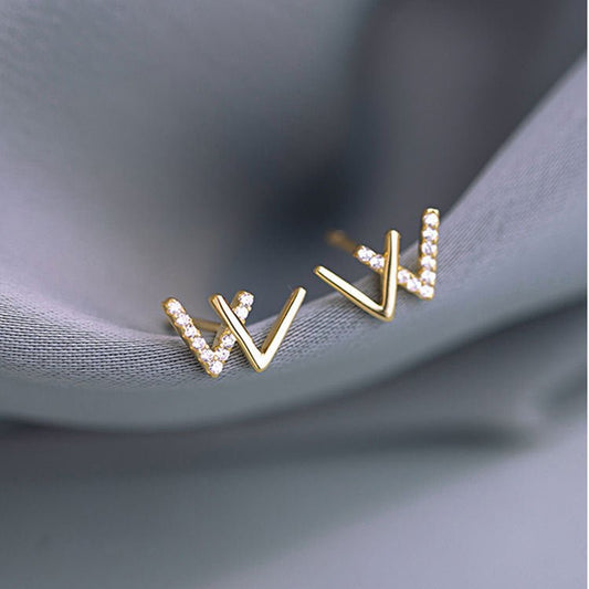 S925 Sterling Silver Double V Letter W Earrings New Diamond-Studded Small Earrings Fashionable All-Match Earrings-Jewearrings