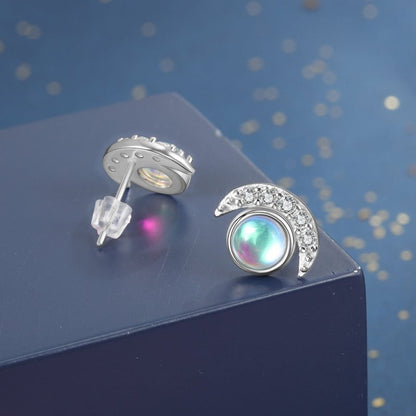 S925 Sterling Silver Moon Shaped Diamond Stud Earrings-Jewearrings