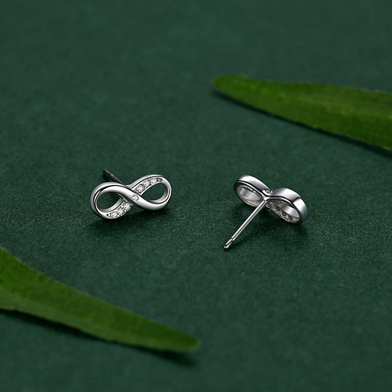 S925 Sterling Silver Simple Diamond Stud Earrings-Jewearrings