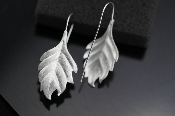 S925 Sterling Silver Thai Craft Flower Earrings Temperament Long Leaf Jewelry-Jewearrings