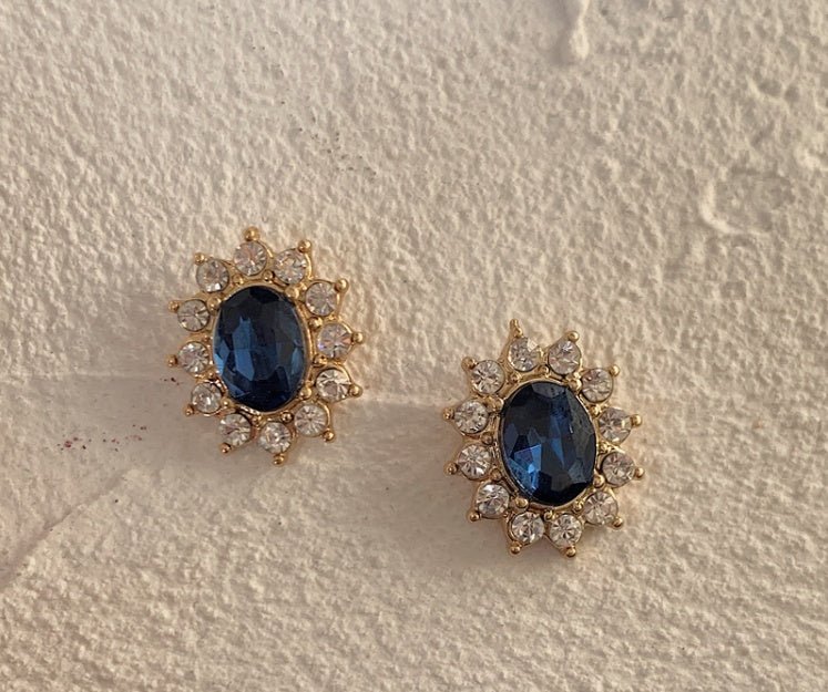 Sapphire and diamond stud earrings-Jewearrings