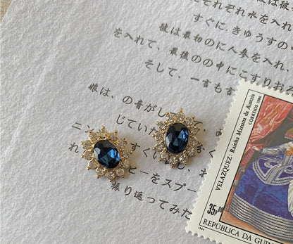 Sapphire and diamond stud earrings-Jewearrings