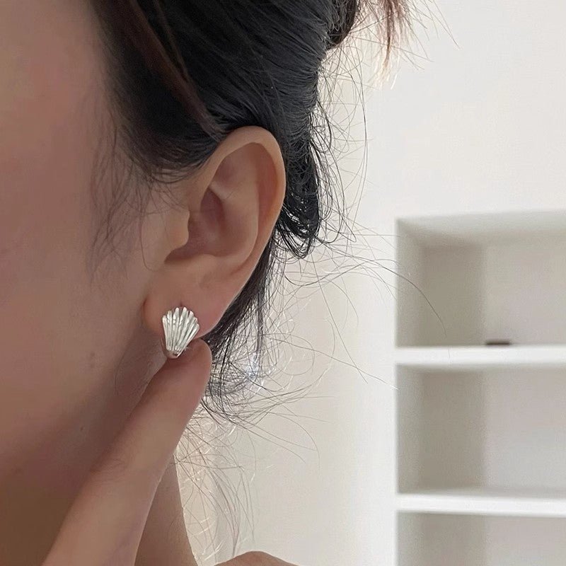 Shell Ear Clip Women's Fashion Simple Silvering Earrings-Jewearrings