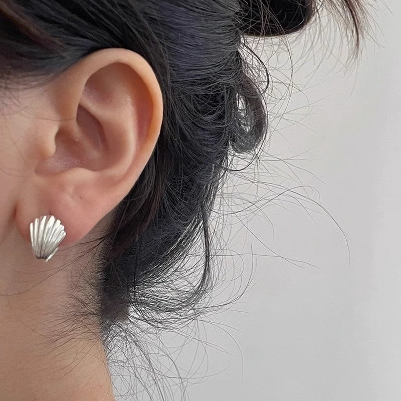 Shell Ear Clip Women's Fashion Simple Silvering Earrings-Jewearrings