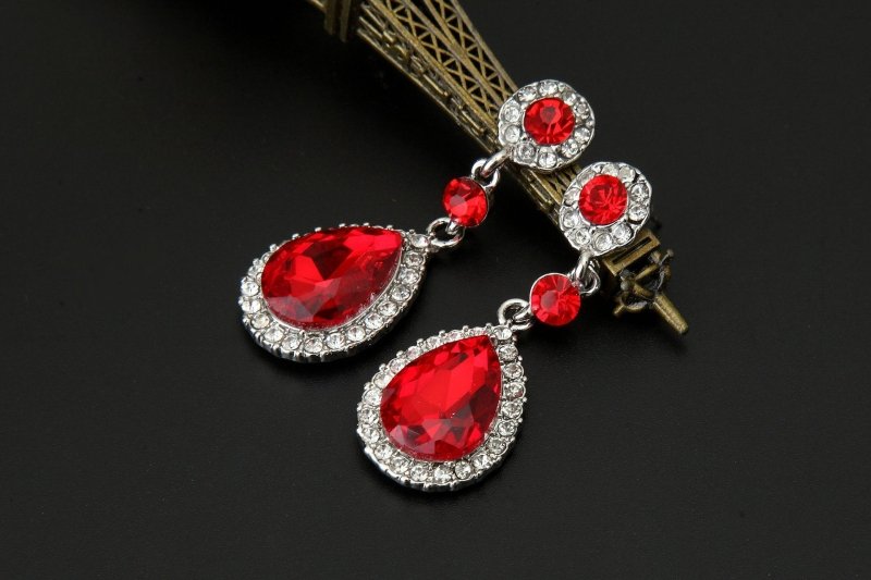 Shiny drop crystal earrings-Jewearrings