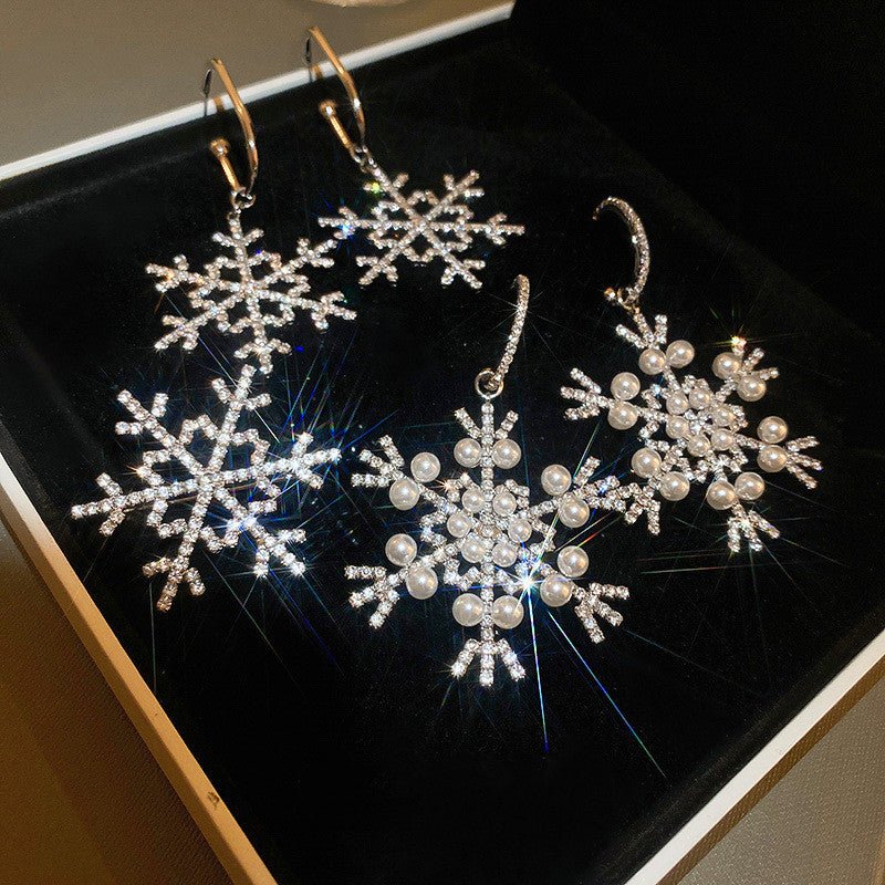 Silver Needle Pearl Diamond Snowflake Christmas Earrings-Jewearrings