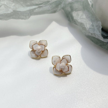 Silver Needle Women's New Cute Flower Shell Earrings-Jewearrings