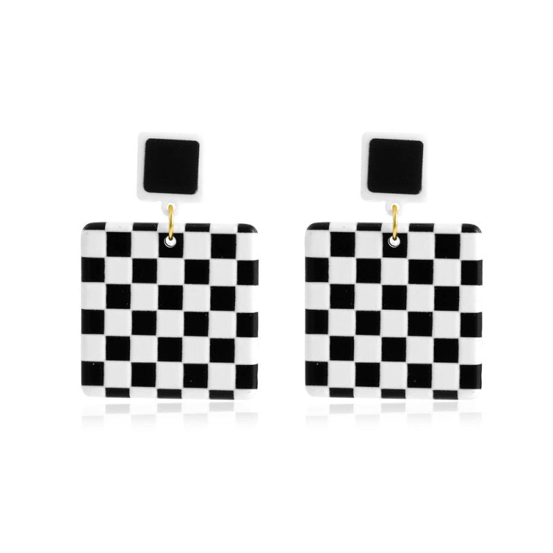 Simple Acrylic Black And White Grid Earrings Temperament Cold Wind-Jewearrings