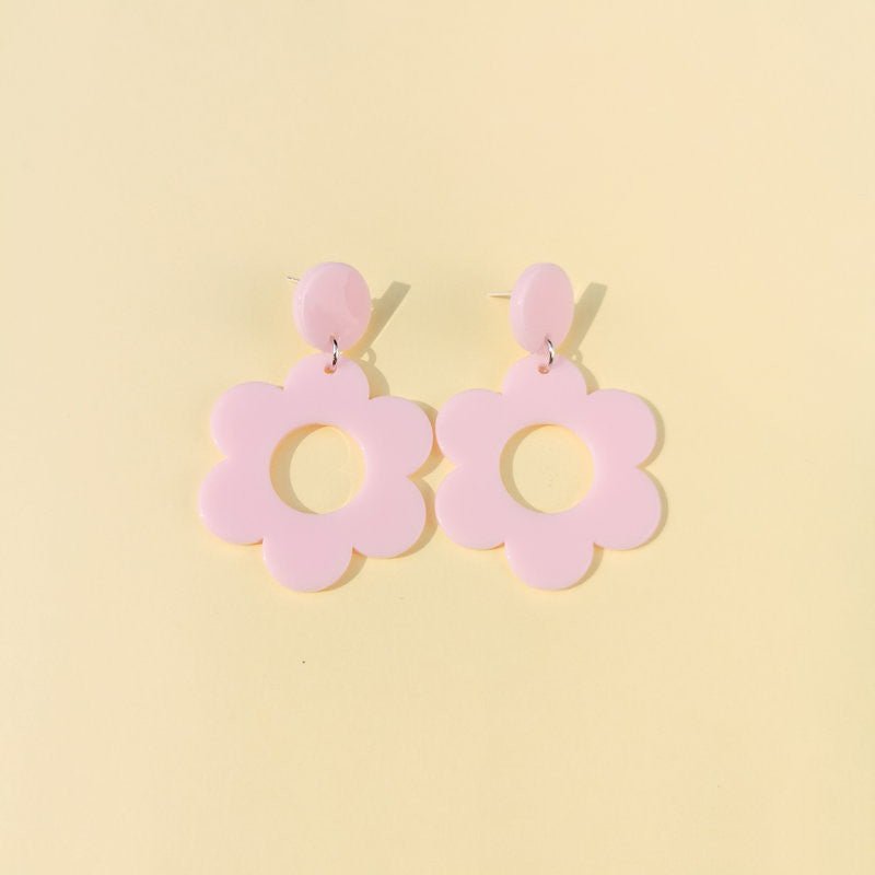 Simple Acrylic Earrings Flowers Retro Temperament White-Jewearrings