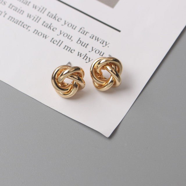 Simple And Irregular Flower-shaped Metal Winding Stud Earrings-Jewearrings