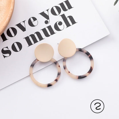 Simple and stylish acrylic geometric leopard stud earrings wooden earrings-Jewearrings