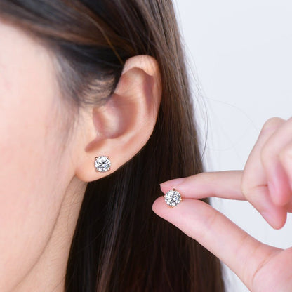 Simple Stylish Round Four-claw Diamond Stud Earrings-Jewearrings