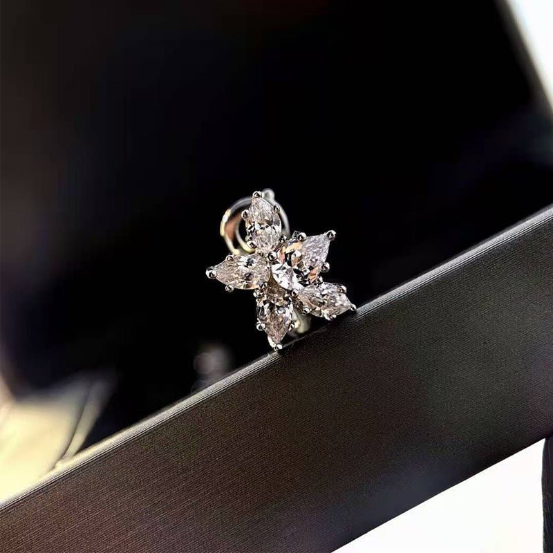 Small Brocade Bunch Simulation Diamond Stud Earrings 925 Silver-Jewearrings