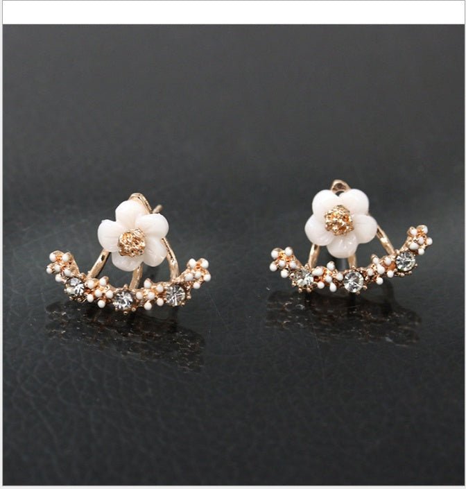 Small Daisy Flower Stud Earrings Chrysanthemum Earrings-Jewearrings