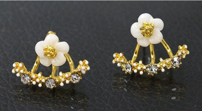 Small Daisy Flower Stud Earrings Chrysanthemum Earrings-Jewearrings