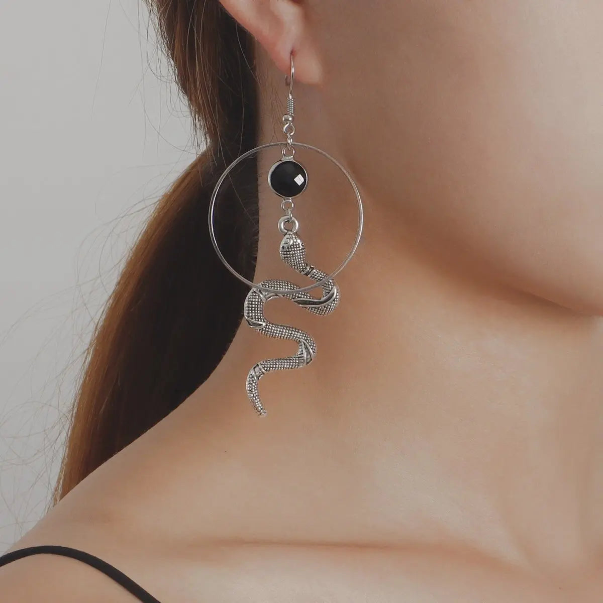 Snake Earrings: Creative Exaggerated Snake Shaped Earrings-Jewearrings