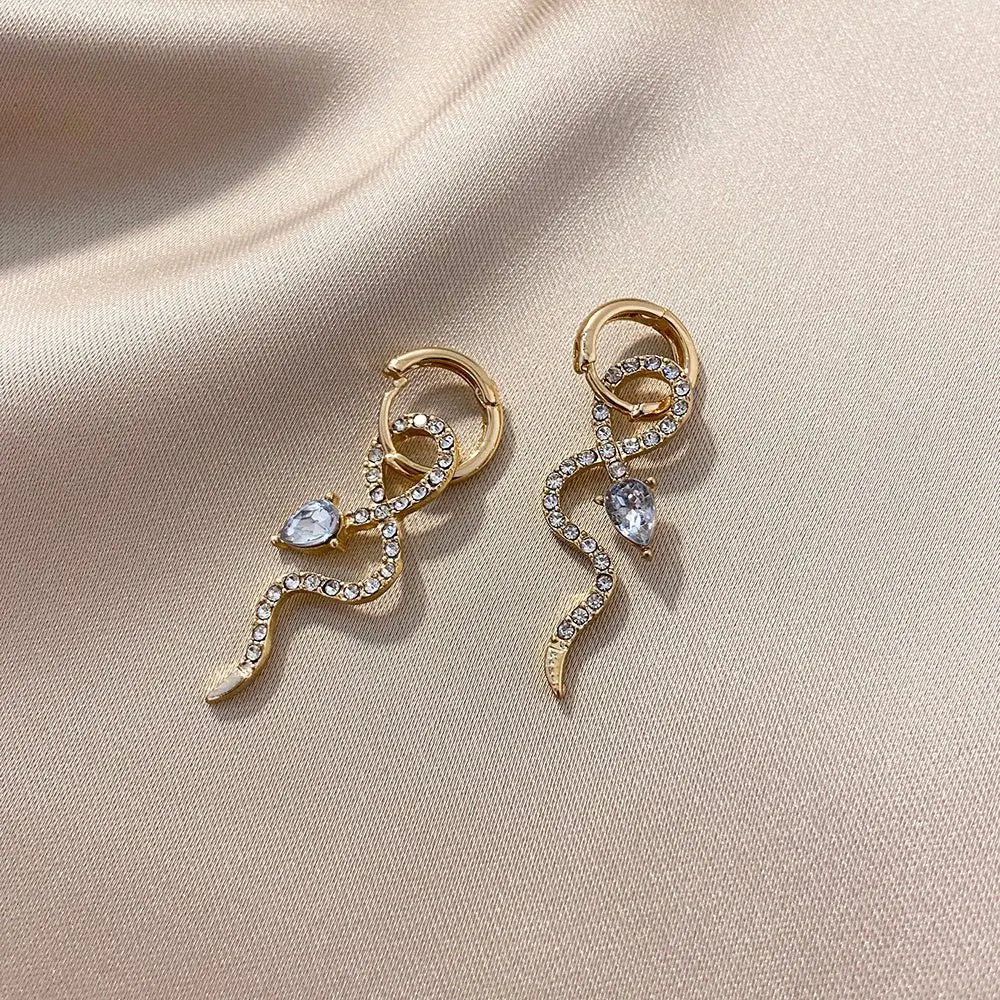 Snake Earrings - Elegant Serpent Dangle-Jewearrings