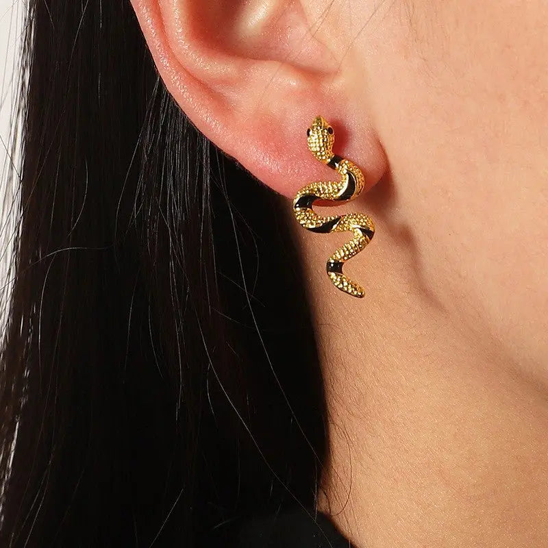 Snake Earrings Personality Creative Curved-Jewearrings