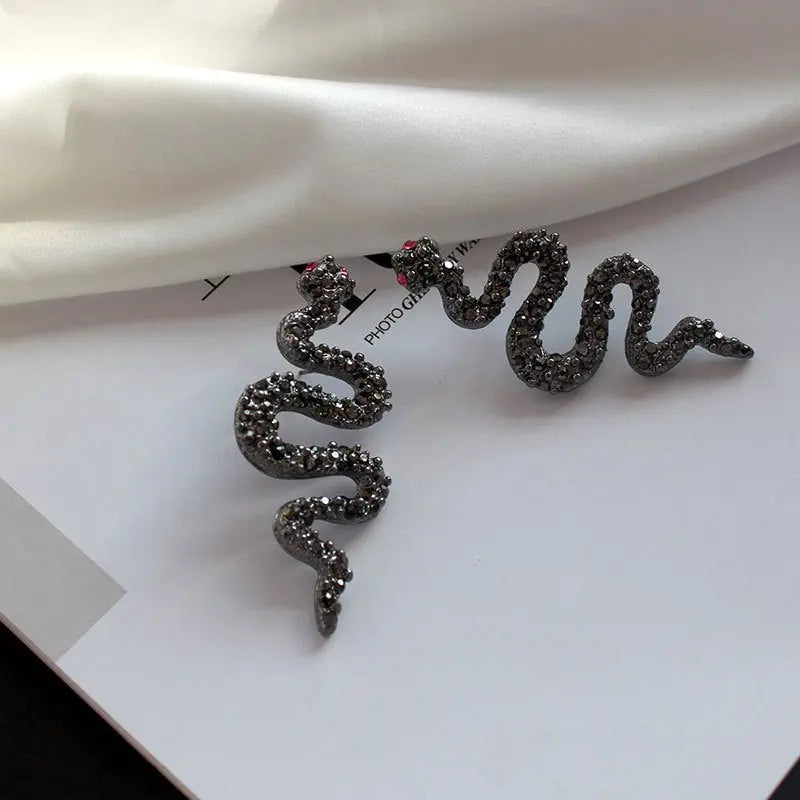 Snake Earrings: Sparkling Diamond Snake Earrings-Jewearrings