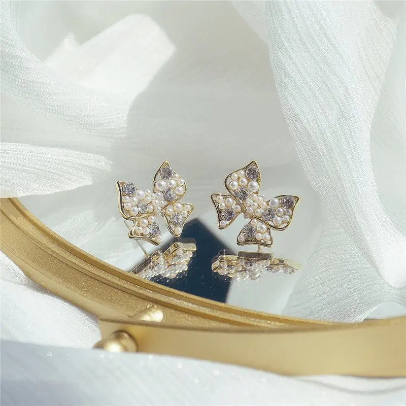 Sparkling Diamond & Pearl Bow Earrings-Jewearrings